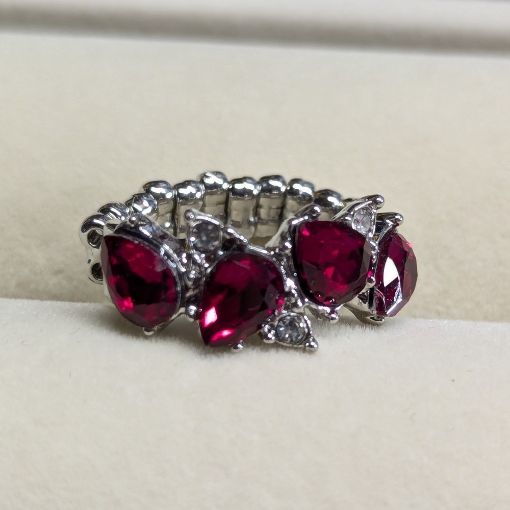 New Red Clear Rhinestone Stretch Ring Silvertone Pear‎ Cut Teardrop Plus Size